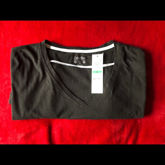 Calvin Klein performance black loose crop - Picture 2 of 2